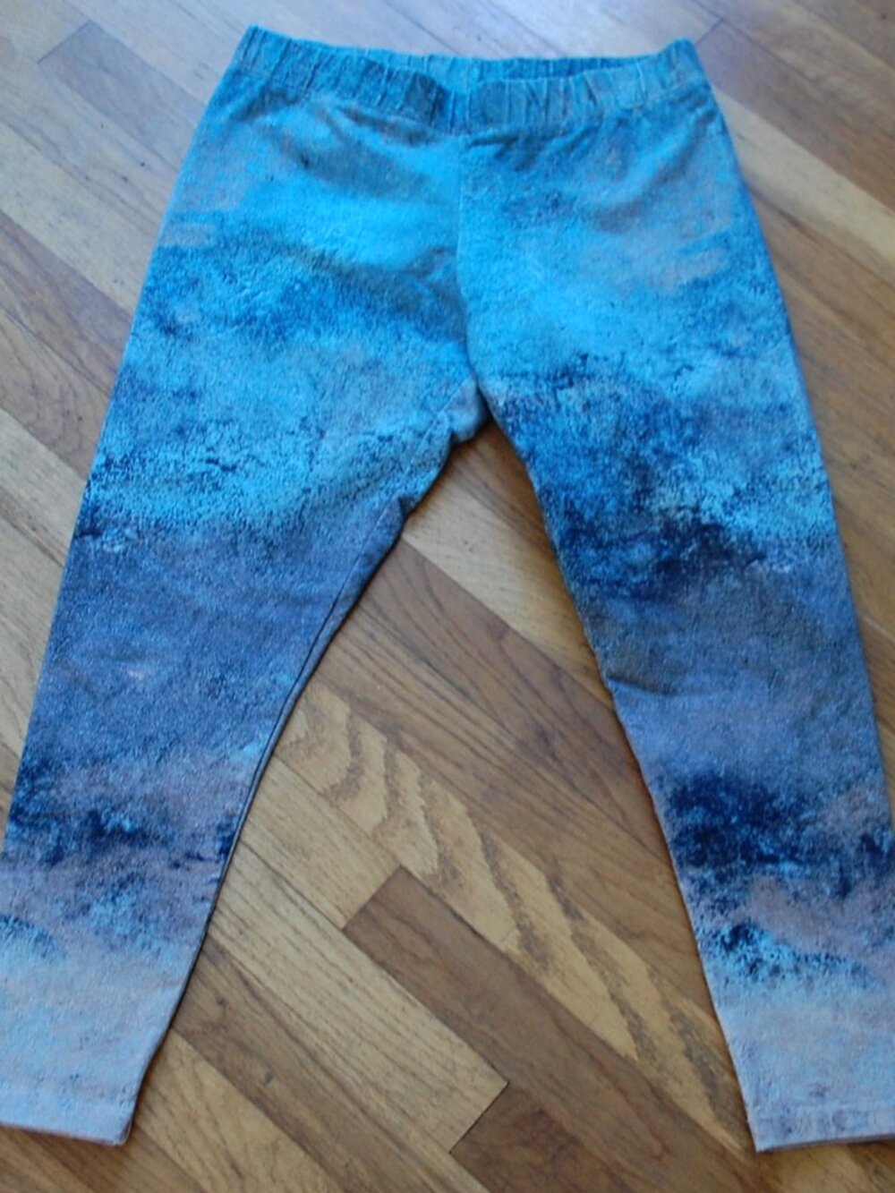 SOFT SURROUNDINGS Have to Have Aqua Storm Leggings Pants